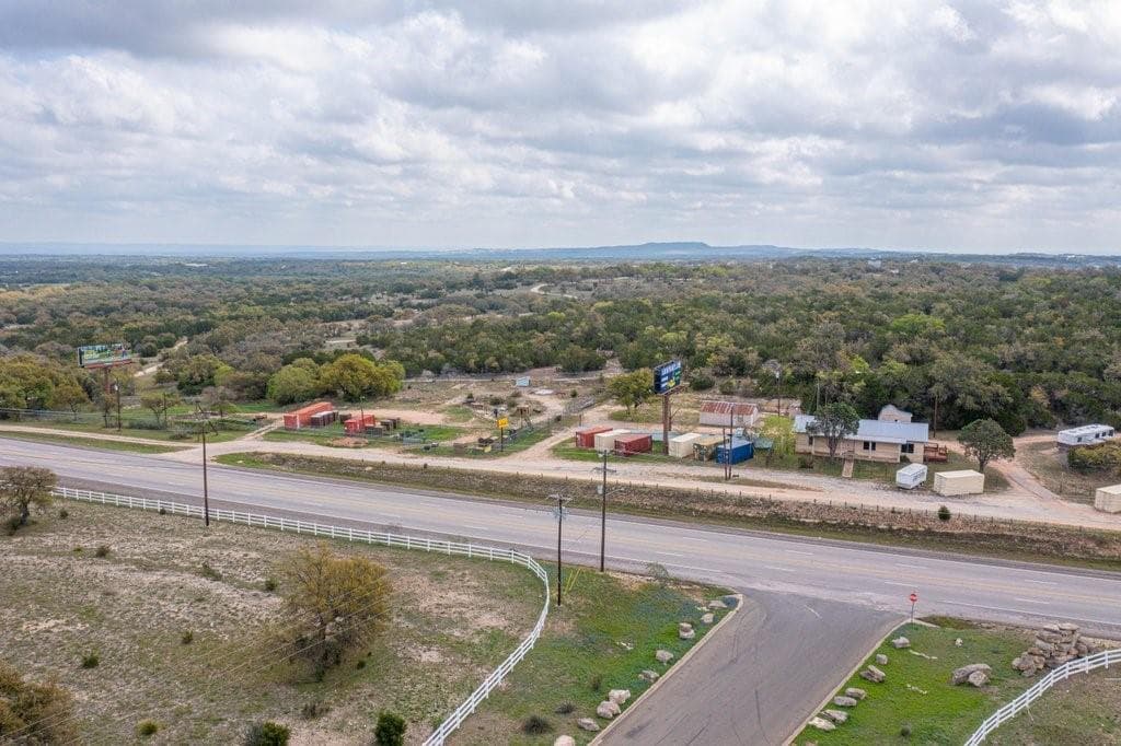 12102 Us Highway 281