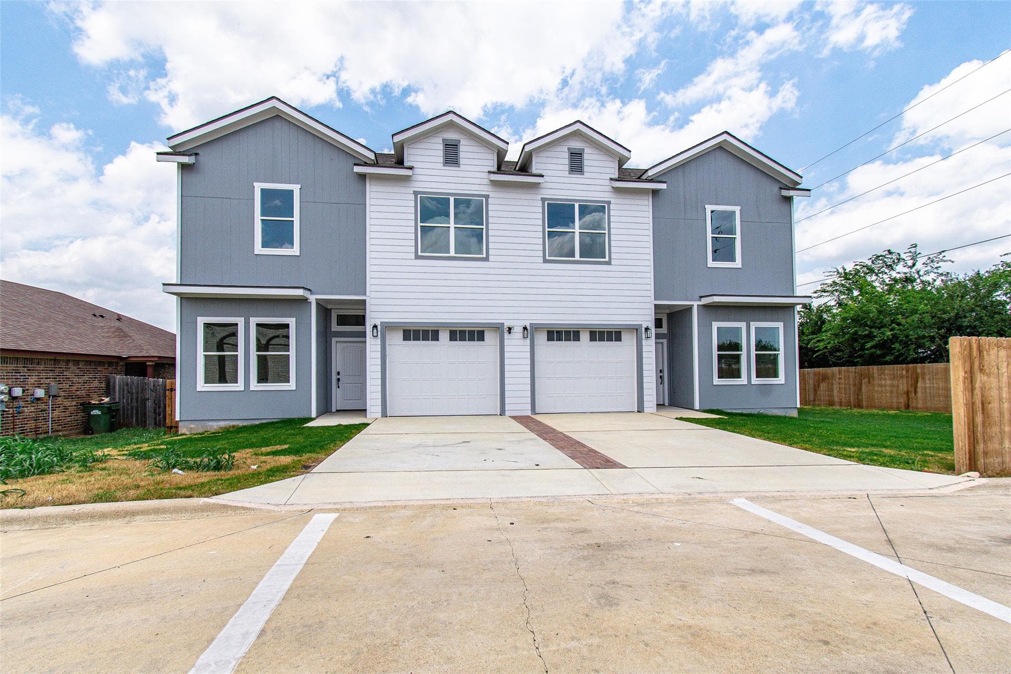 121 Calvin Smith LN