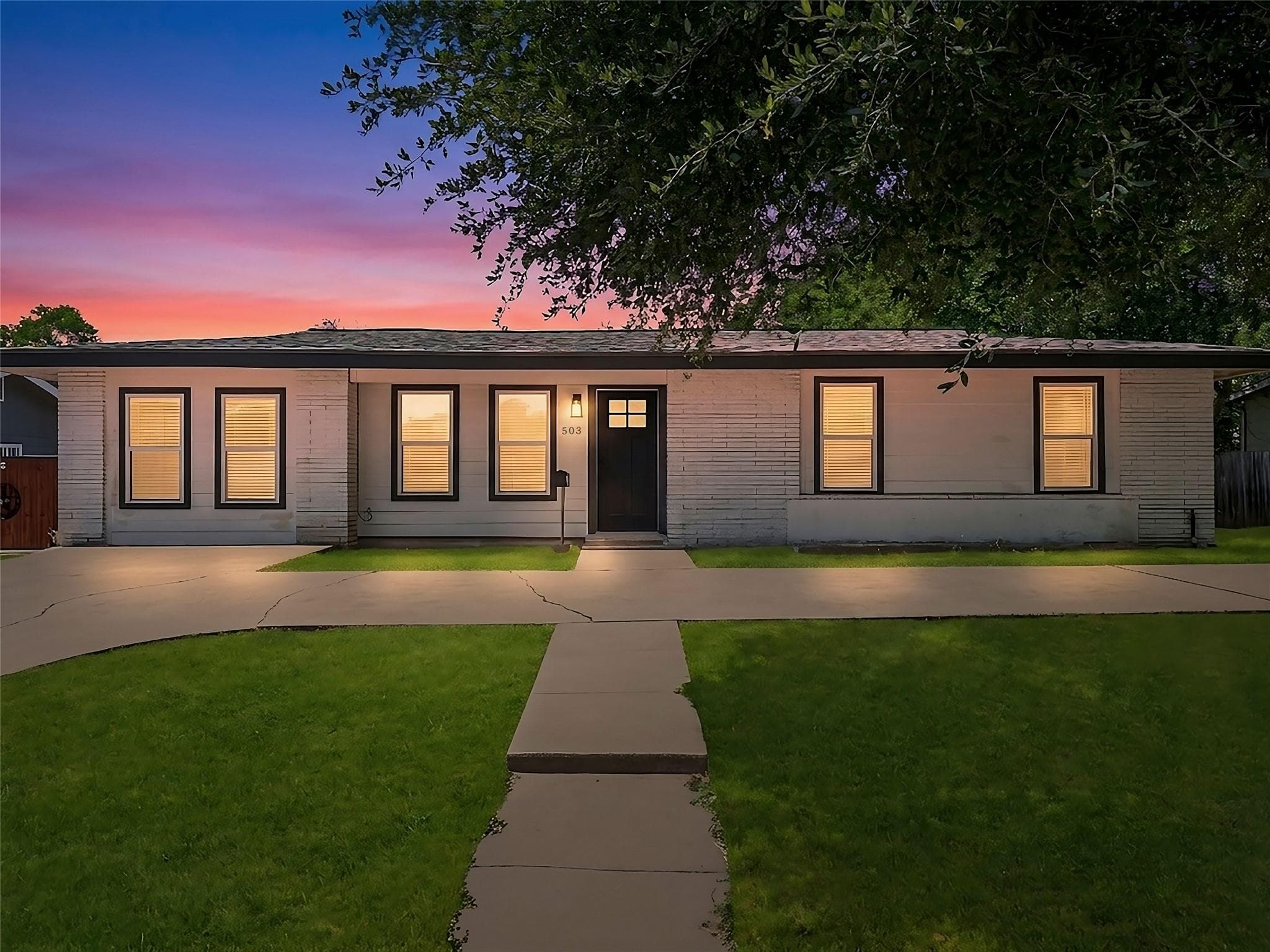 503 Pickwell DR