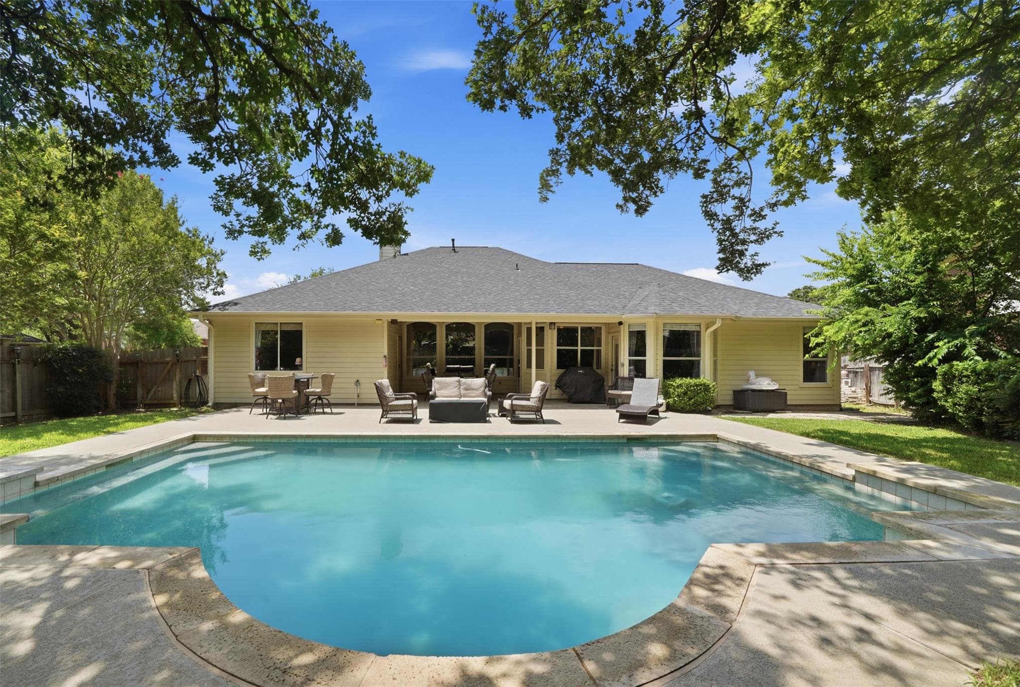 4022 Honey Bear LOOP