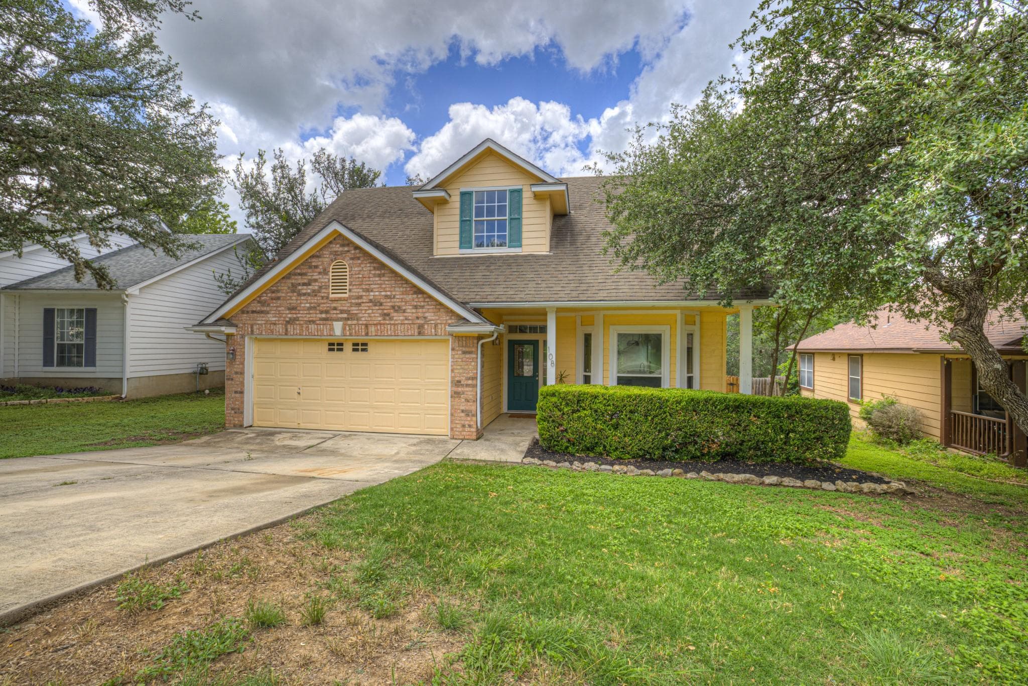 108 Grant CT