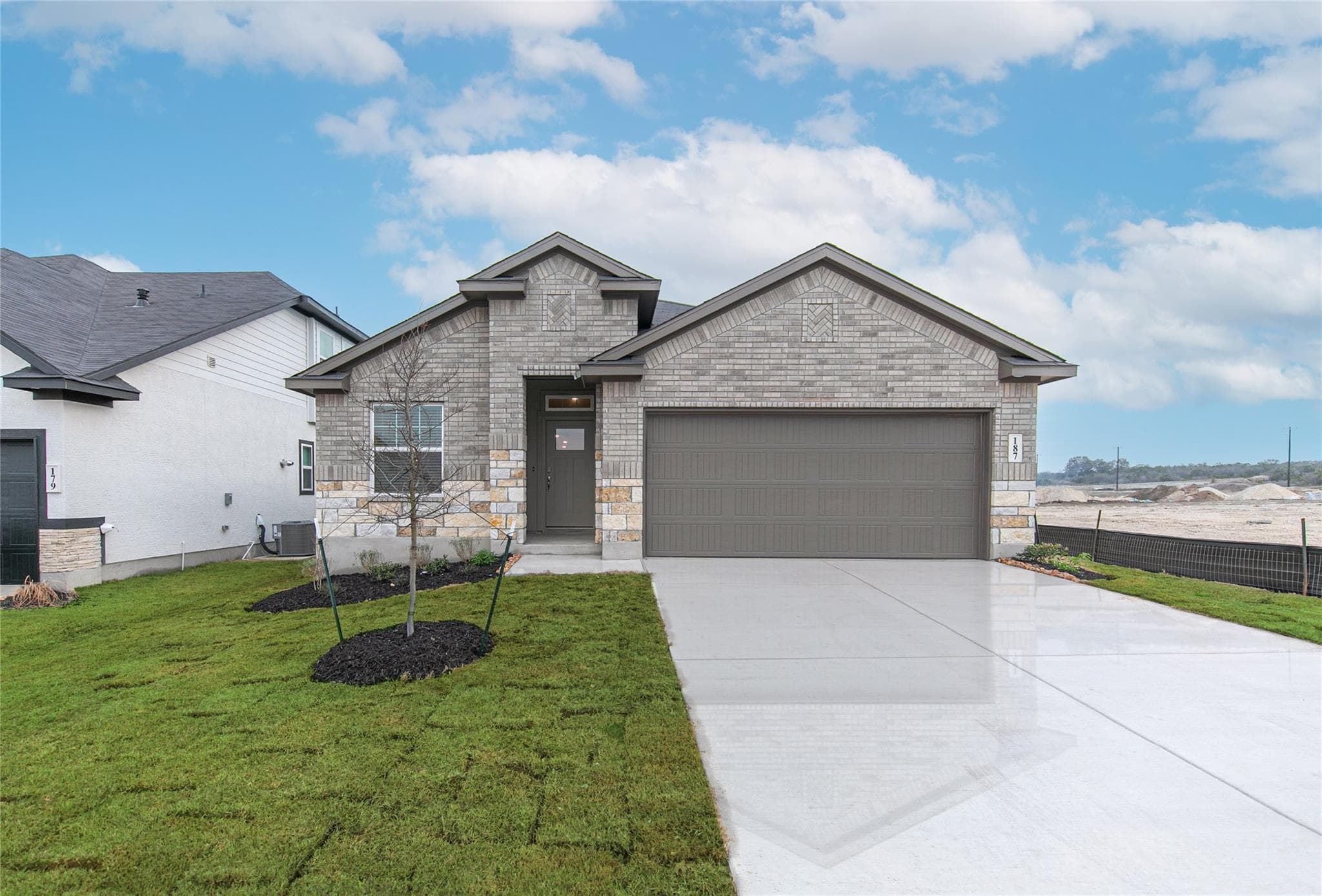 13713 Ryan Range LN