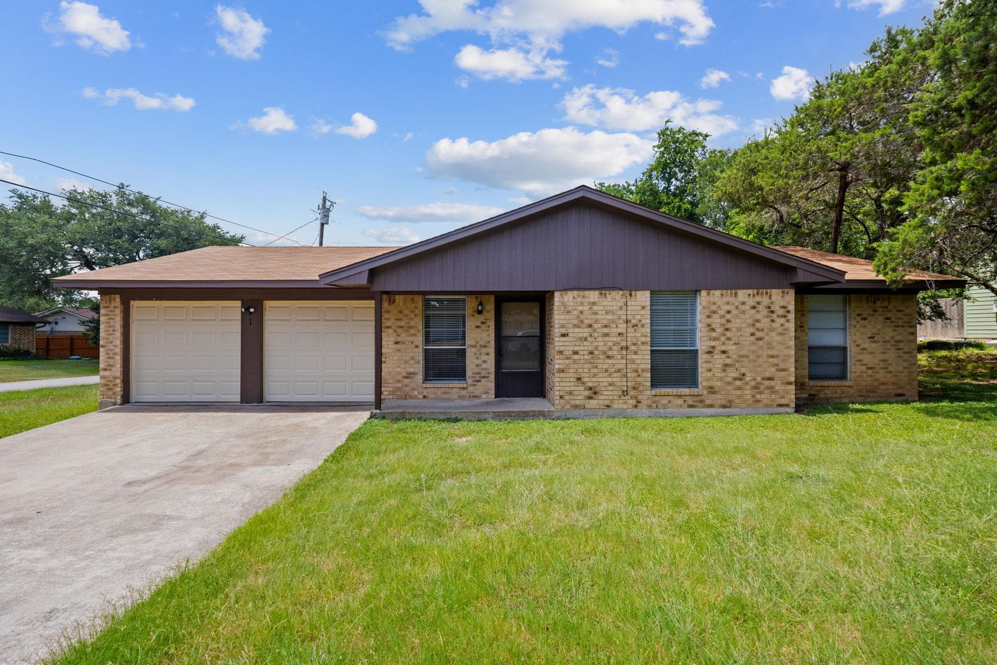 1 Cliffside DR
