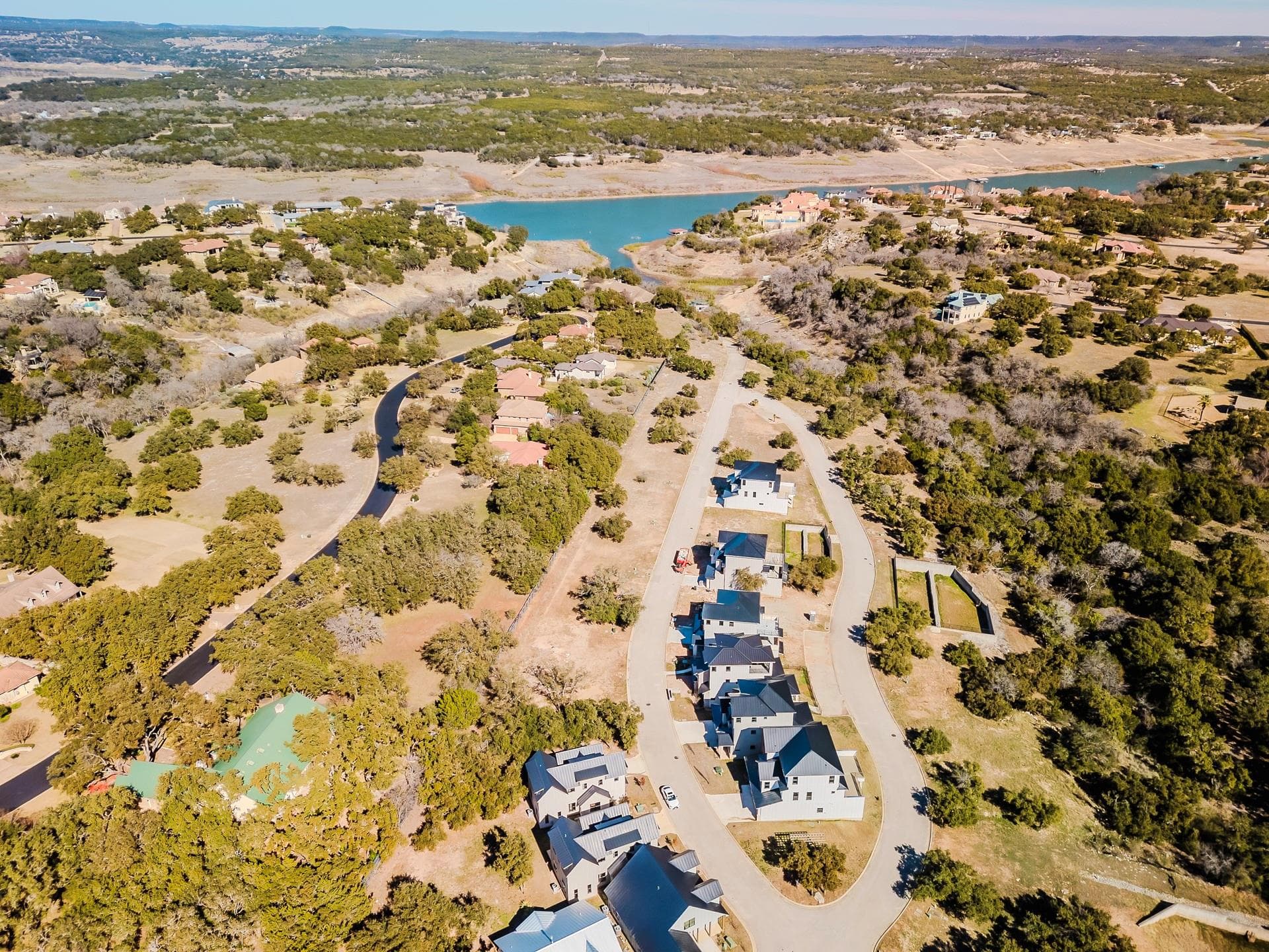 2433 Bruin DR