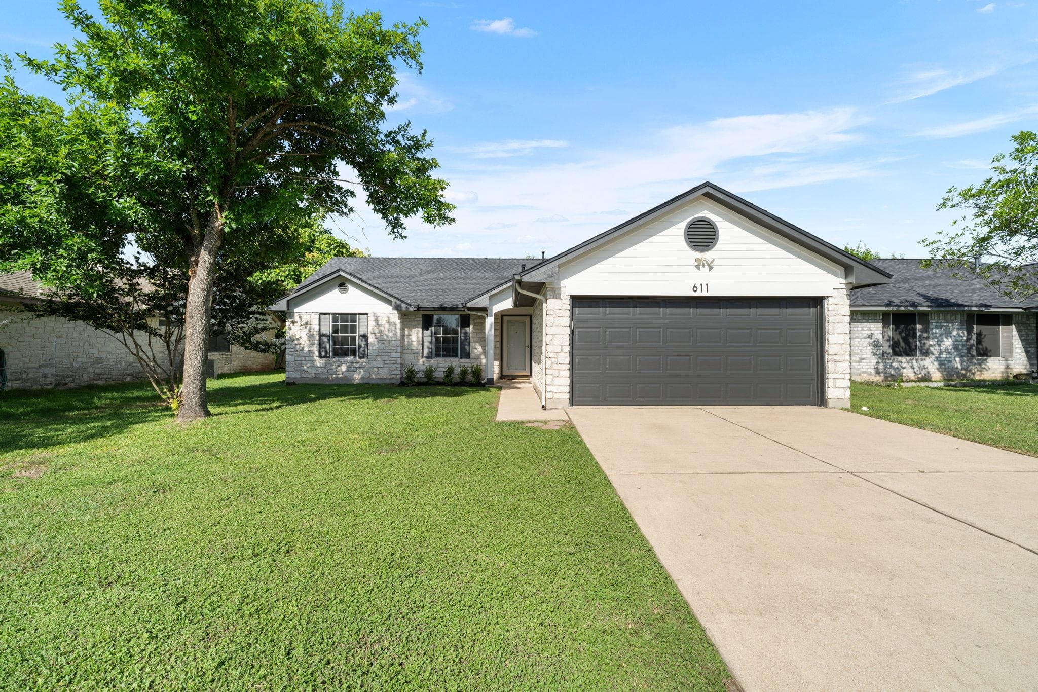 611 Clearcreek DR