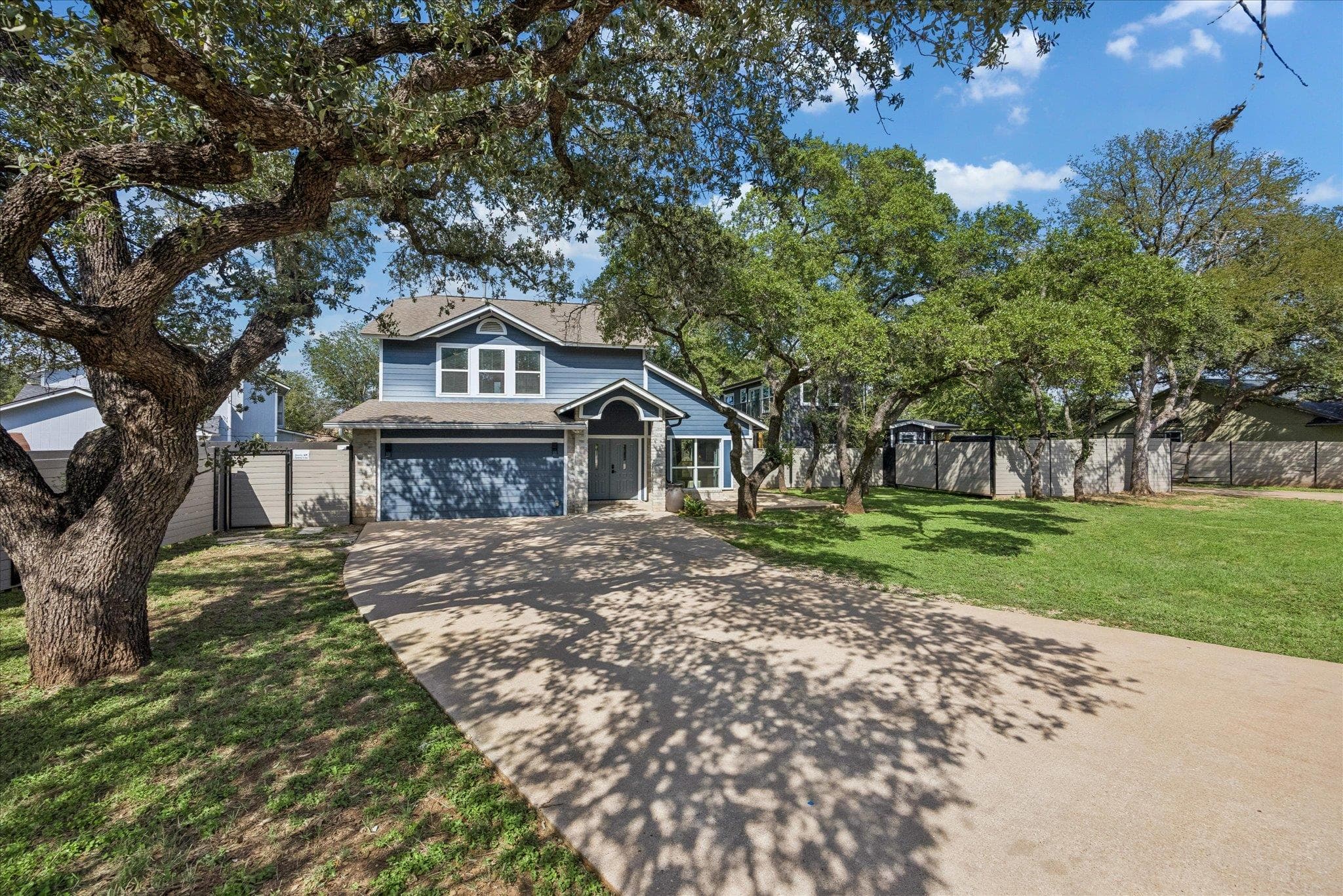 7905 & 7907 Tiffany DR